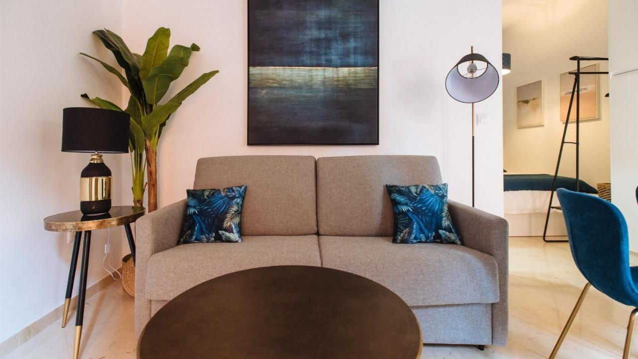 Chiqui And Vicente Suite Apartments Севиля Екстериор снимка